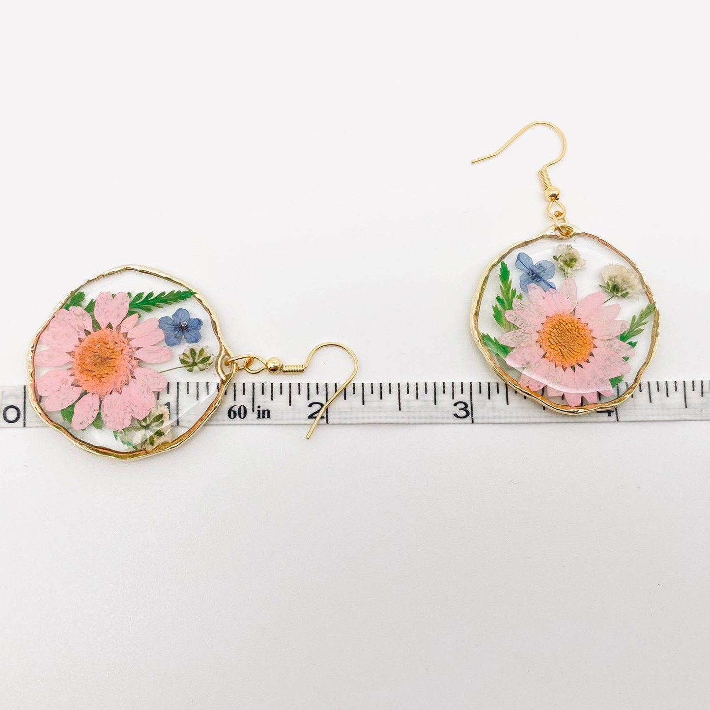 Boucle d'oreille à pendentif géométrique floral en véritables fleurs séchées