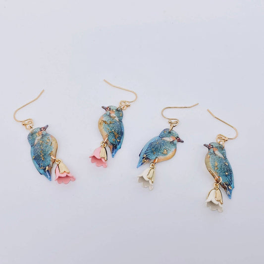 Boucles d'oreilles pendantes en forme d'oiseau en résine: Blanc